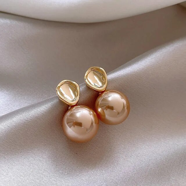 Elegant Colored Pearl