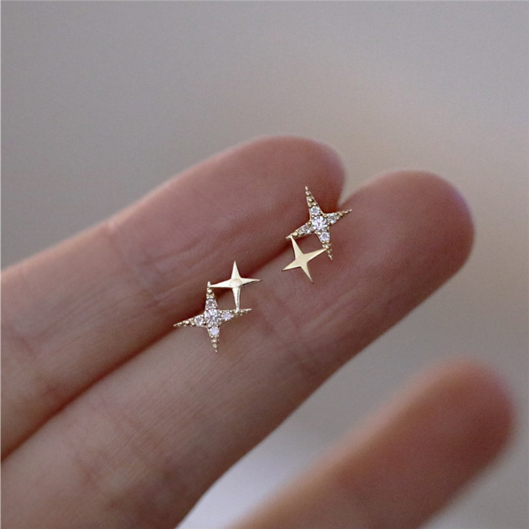 Star Stud  with Zirconia in Gold