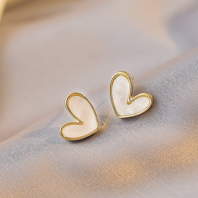 Opal Heart Nut  in Gold