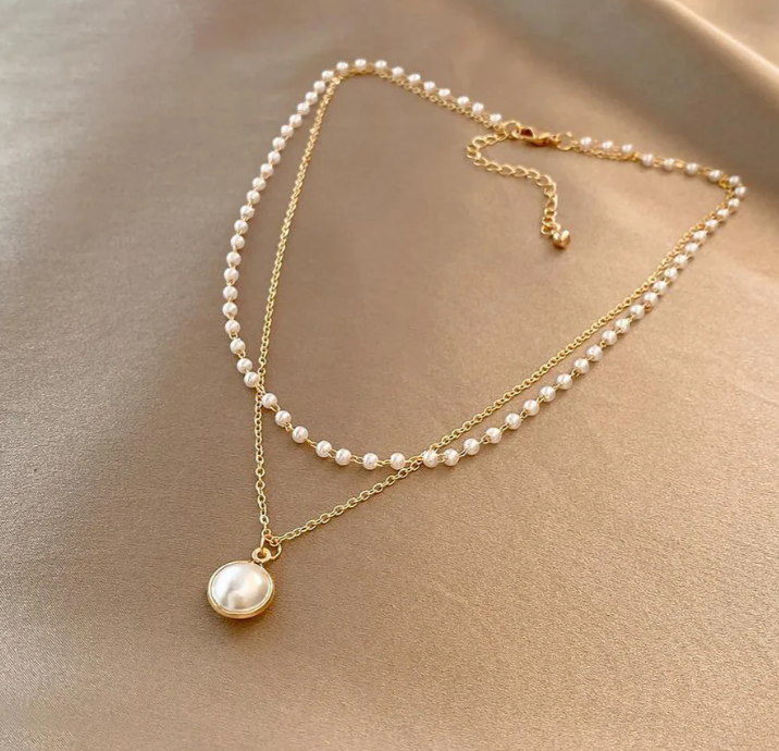 Elegant Pearl Necklace