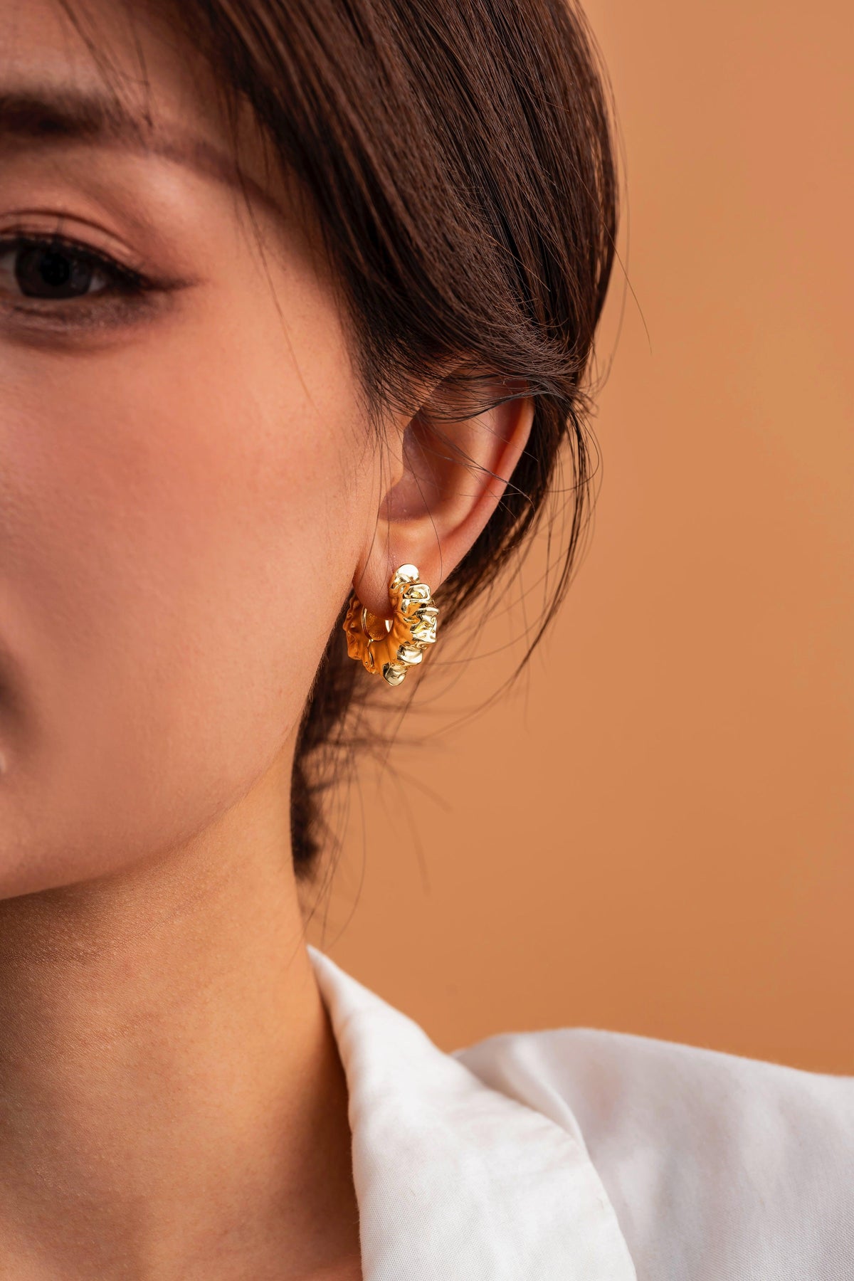 Seraphia Gold Huggie Earrings